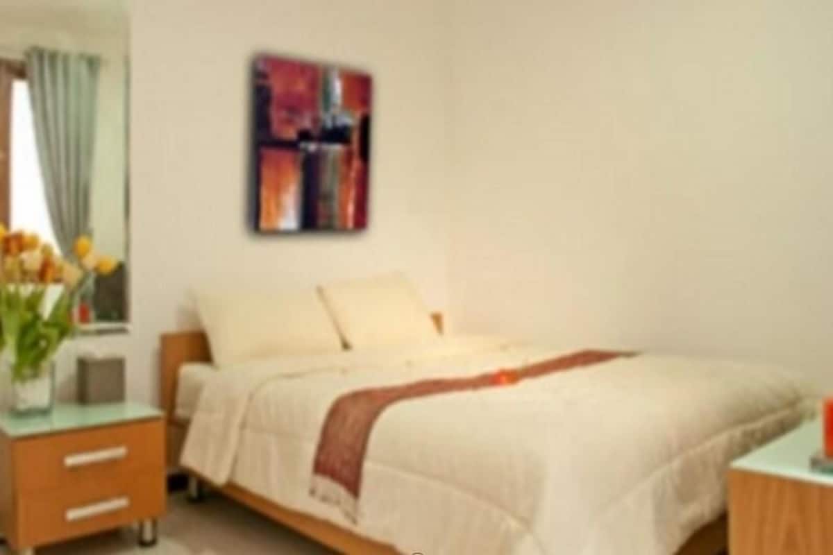 Bureau, chambres insonorisées, Wi-Fi gratuit