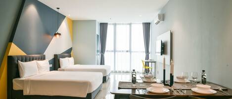 Double Queen Suite Promotion | Biancheria in cotone egiziano, ferro/asse da stiro, Wi-Fi gratuito