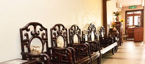 Khu tiếp khách ở sảnh