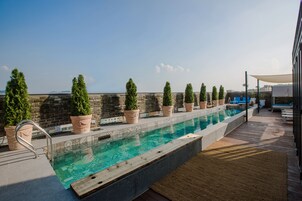 Seasonal outdoor pool, open 4:00 PM to 9:00 PM, pool cabanas (surcharge)