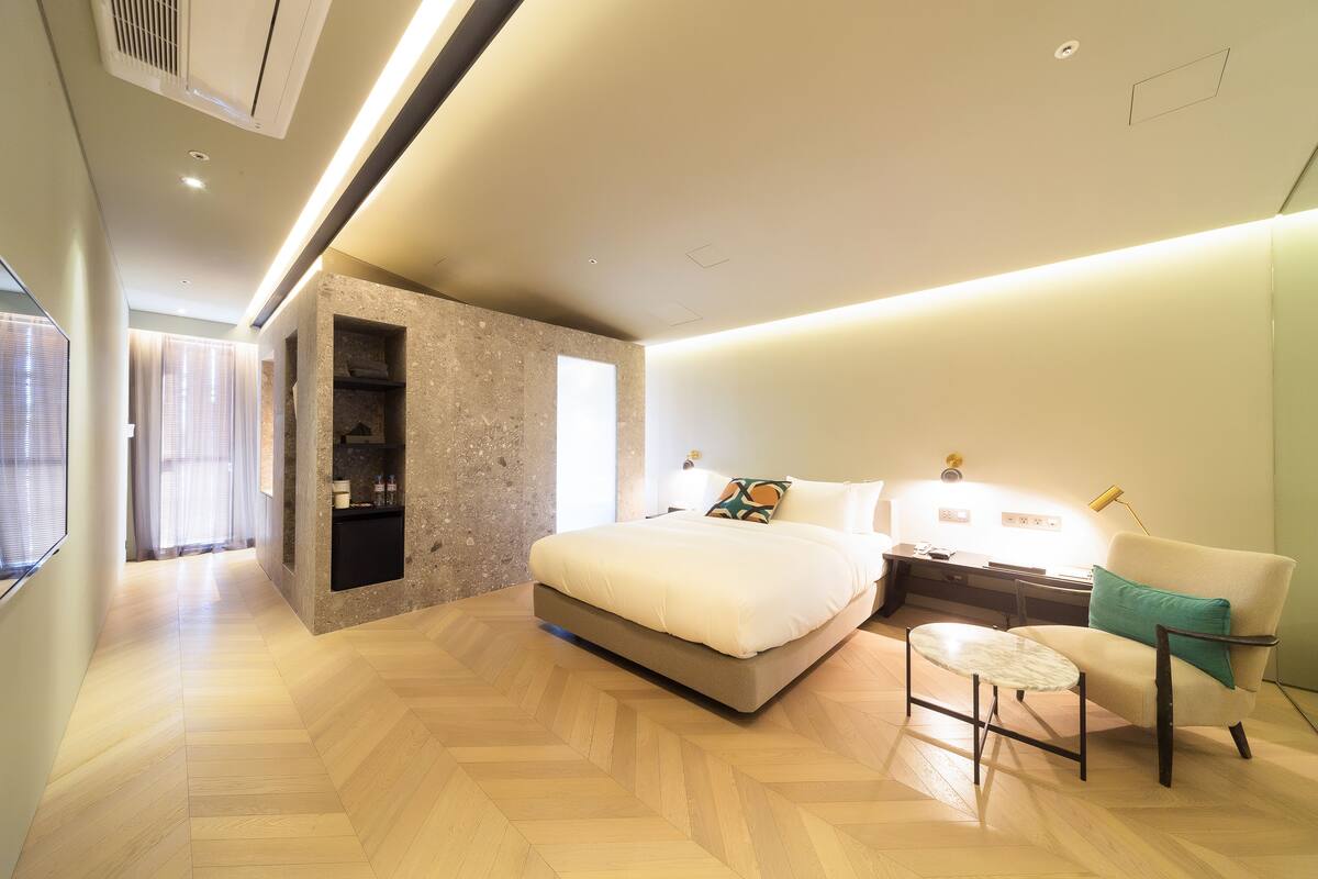 Superior Room | WiFi (free), individually decorated, individually furnished