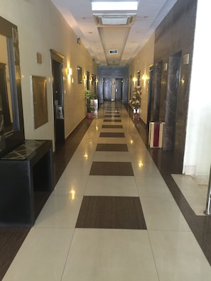Hallway - Durar Daria Furnished Apartments-Economic (Riyadh)