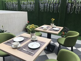 Desayuno inglés todos los días (con cargo)