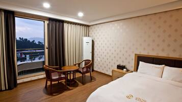 Chambre Standard (B) | Bureau, chambres insonorisées, Wi-Fi gratuit, draps fournis