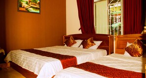 Minibar, escritorio y wifi gratis