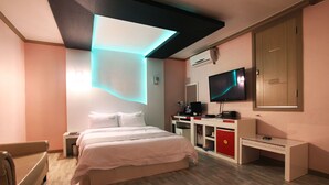 Unclassified image, 3 of 39, button - Chocolate Hotel (Gwangju)