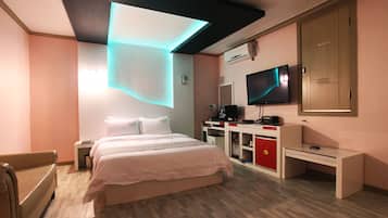 Habitación Premium | Ropa de cama de alta calidad, escritorio y wifi gratis