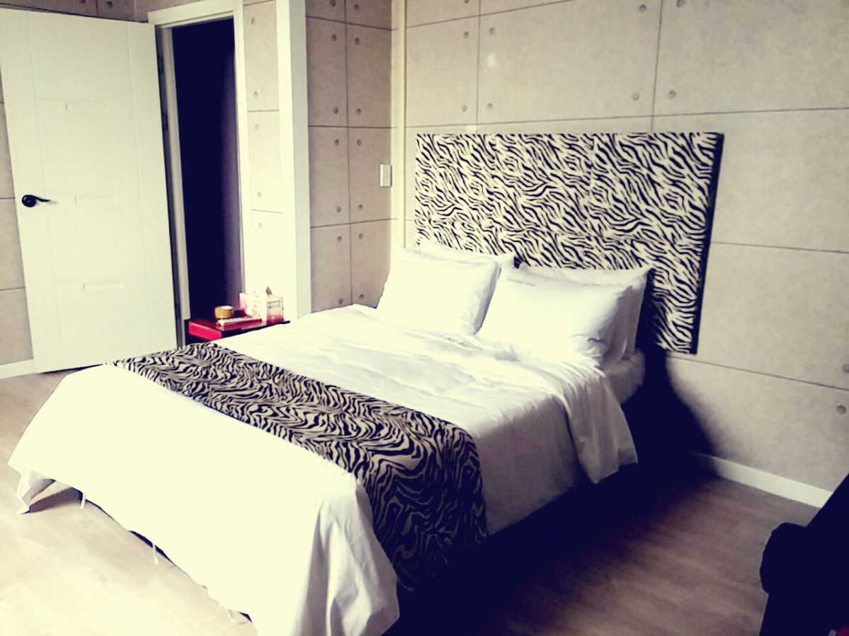 Premium Room | Premium bedding, desk, free WiFi