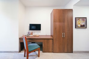 Habitación estándar | 1 habitación, caja de seguridad en la habitación y insonorización