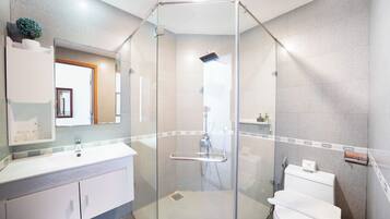 Kamar Twin Superior | Kamar mandi | Sampo