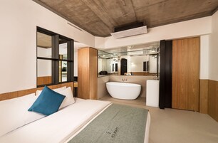 Premium Double Room | Individually decorated, individually furnished, laptop workspace