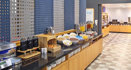 Holiday Inn Express Birmingham - City Centre by IHG