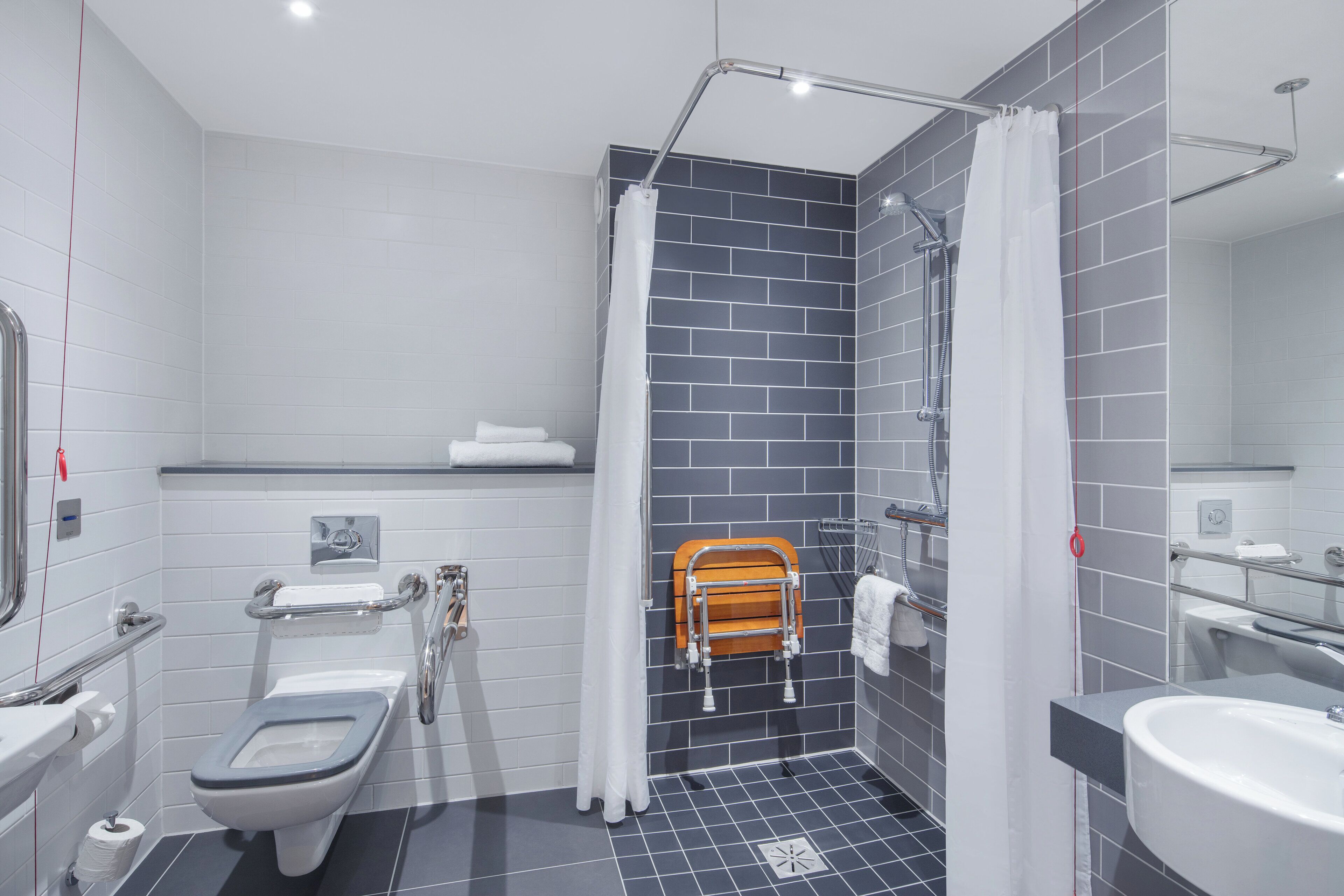 Photo - Holiday Inn Express Birmingham - City Centre by IHG