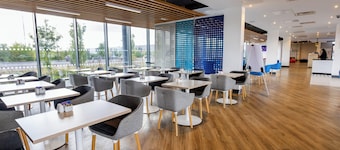 Holiday Inn Express Manchester - Trafford City by IHG