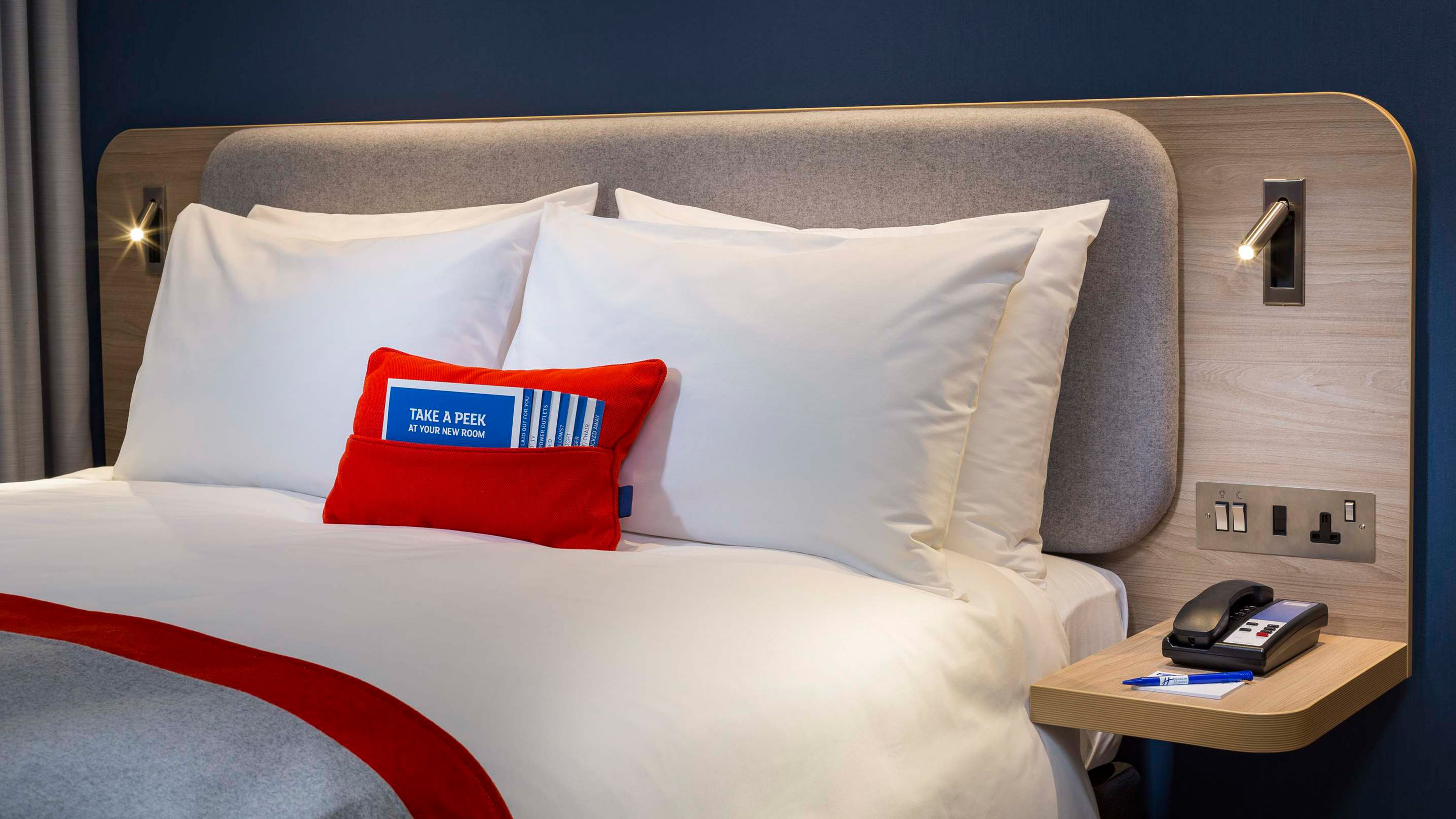 Hypo-allergenic bedding available, in-room safe, desk, blackout drapes