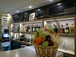 Bar (on property) - Hotel Starosadskiy (Moscow)