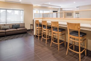 Free continental breakfast