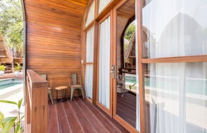 In-room safe, desk, blackout drapes, free WiFi - Mola2 Resort Gili Air (Gili Air)