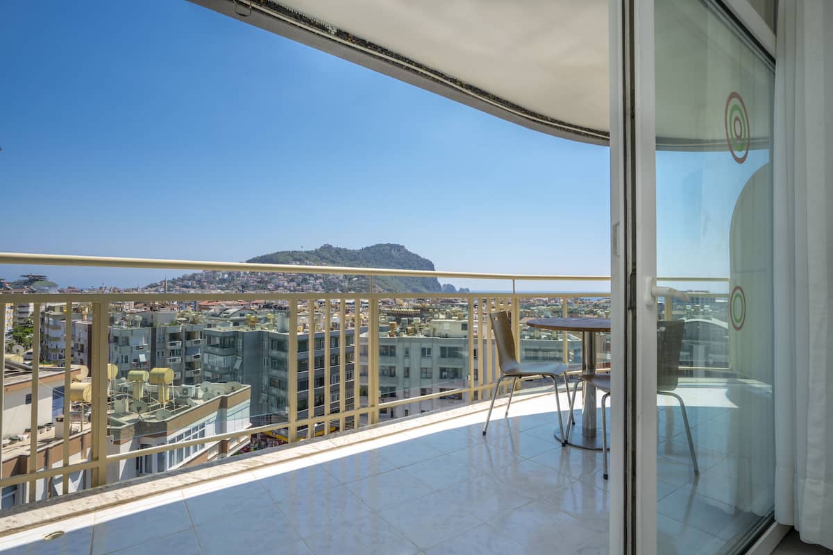 Panoramic Suite, Non Smoking, Partial Sea View, AIR CONDITIONING WITH EXTRA FEE | Balcony view