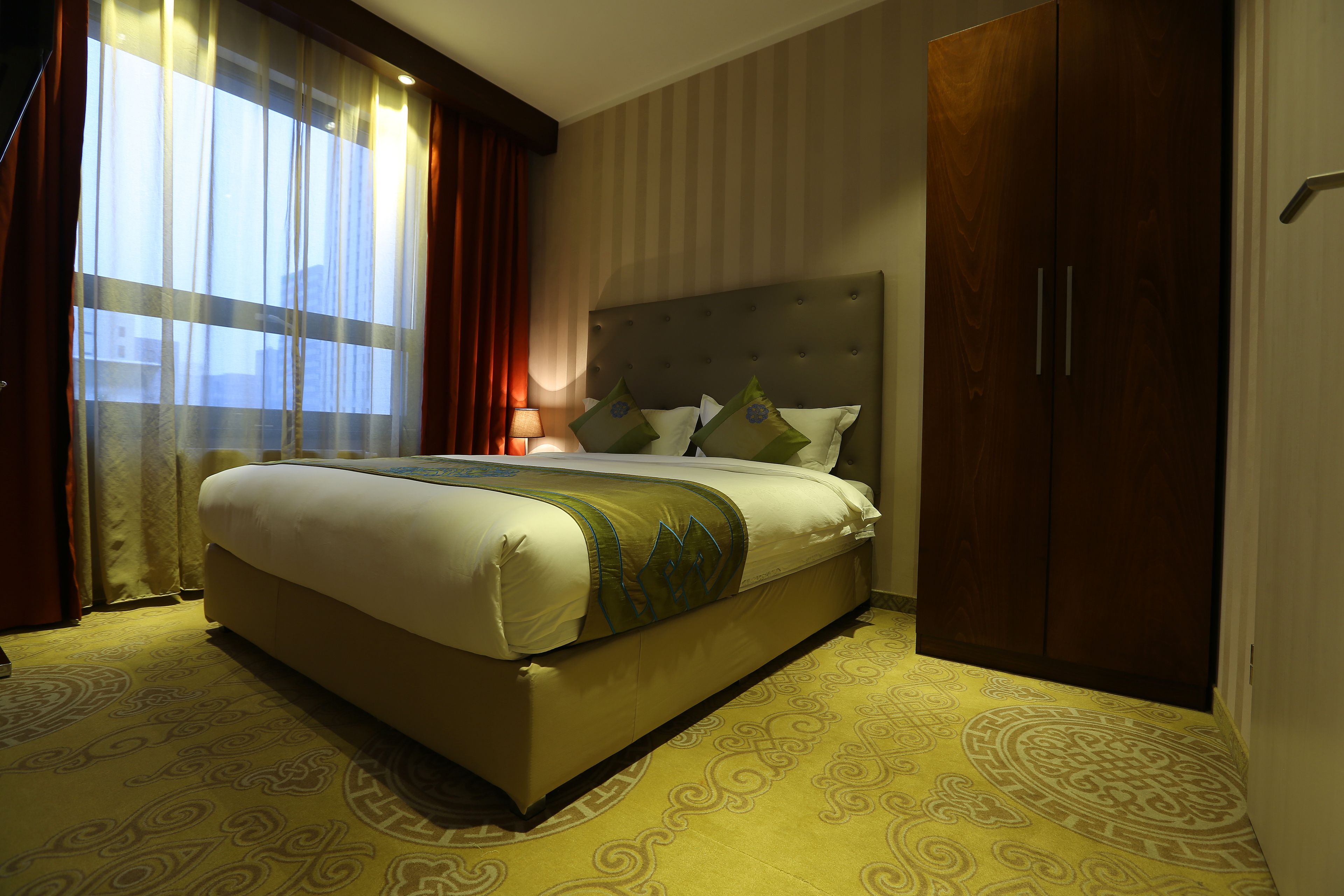 minibar, in-room safe, blackout curtains, soundproofing