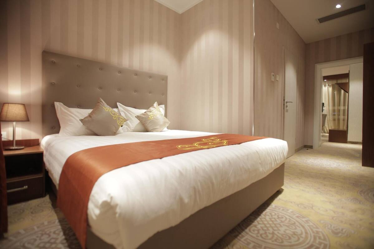 minibar, in-room safe, blackout curtains, soundproofing