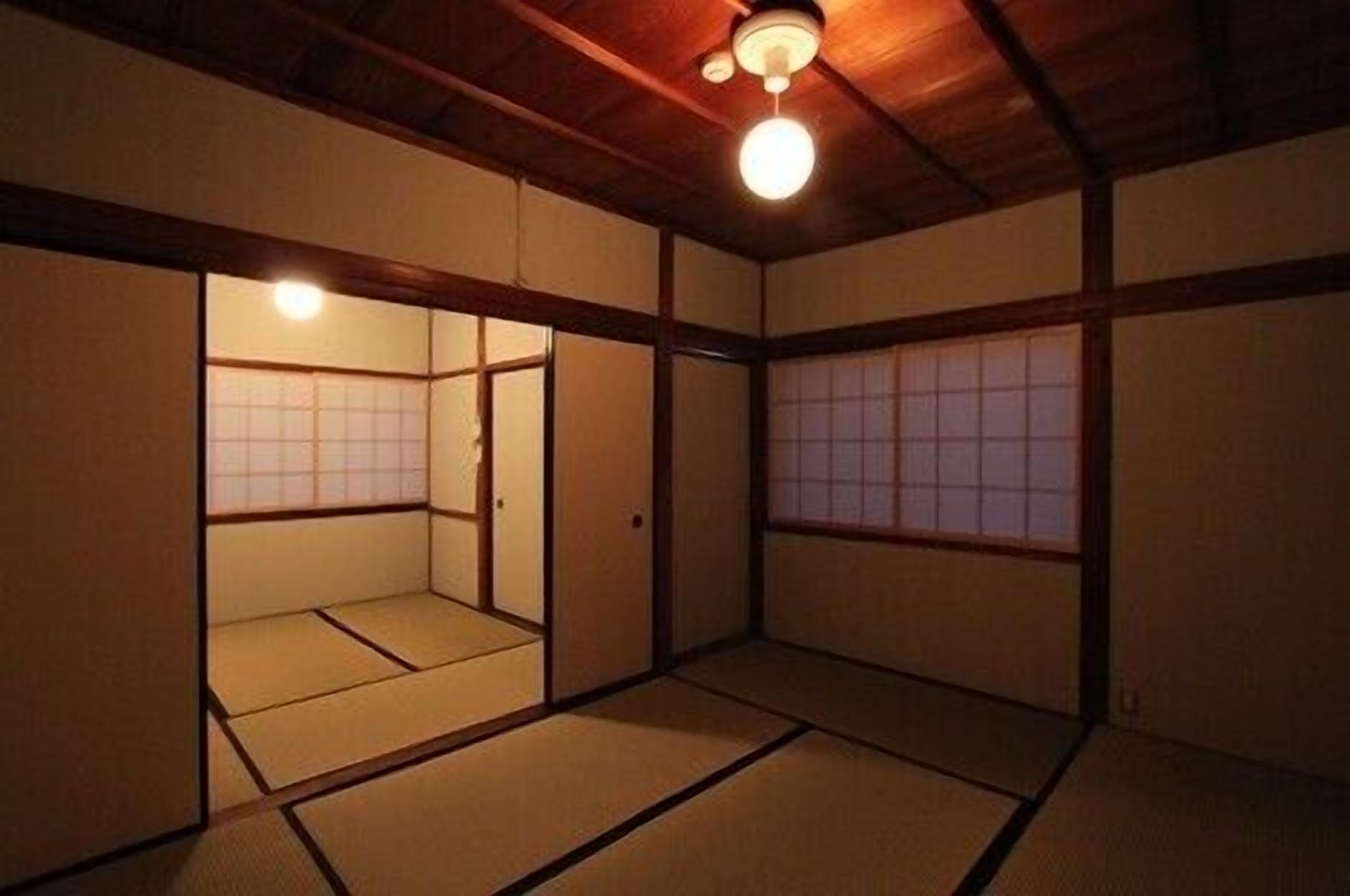 House | Free WiFi