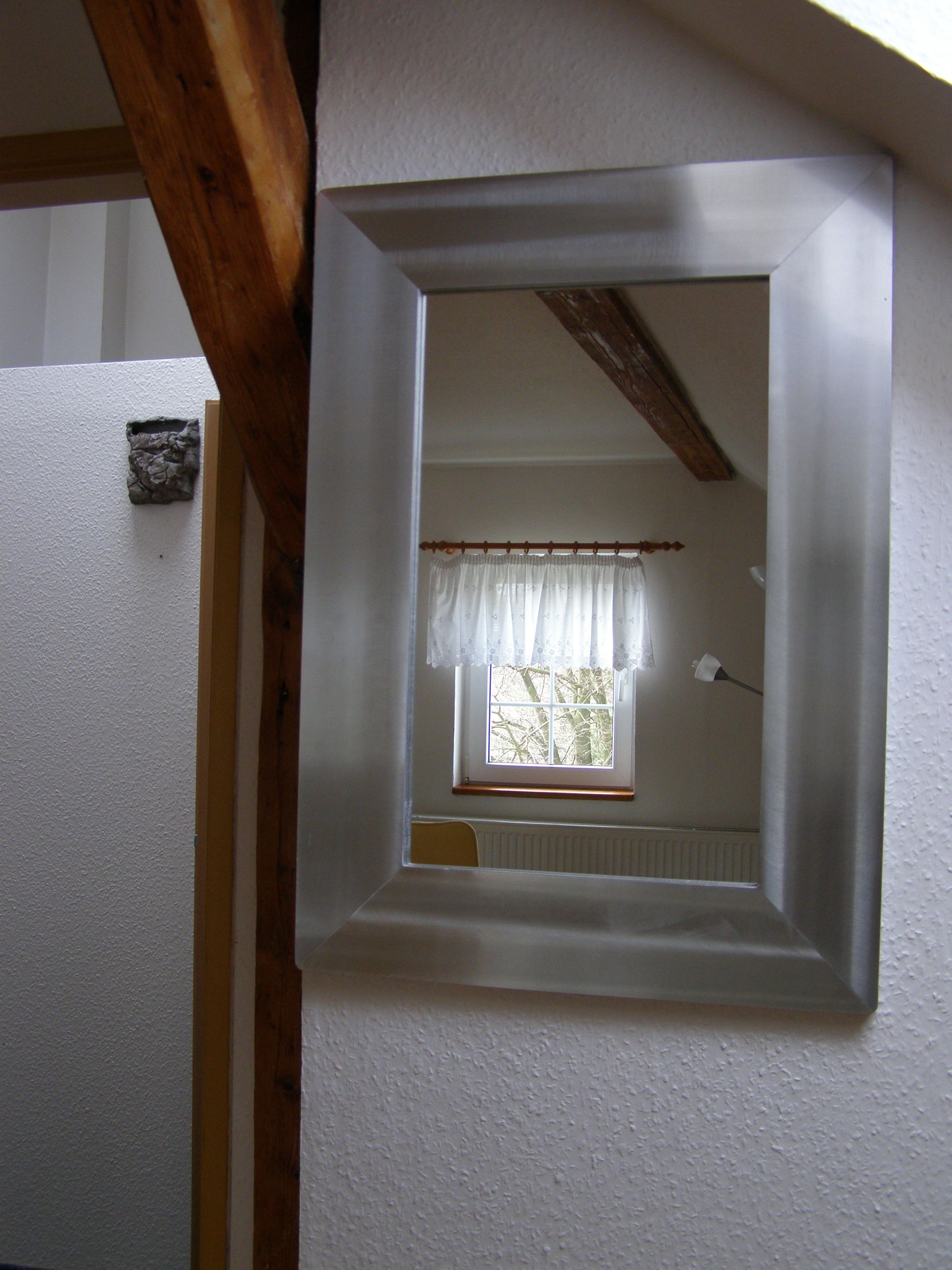 مكواة/لوح كي وأسرّة قابلة للطي وواي فاي مجانًا وملاءات أسرّة