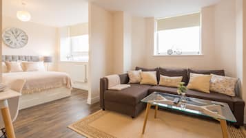 Luxury Penthouse, 1 Bedroom, Accessible, City View (Skyline Penthouse) | Living area | Flat-screen TV