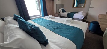 Iron/ironing board, free WiFi, bed sheets, wheelchair access