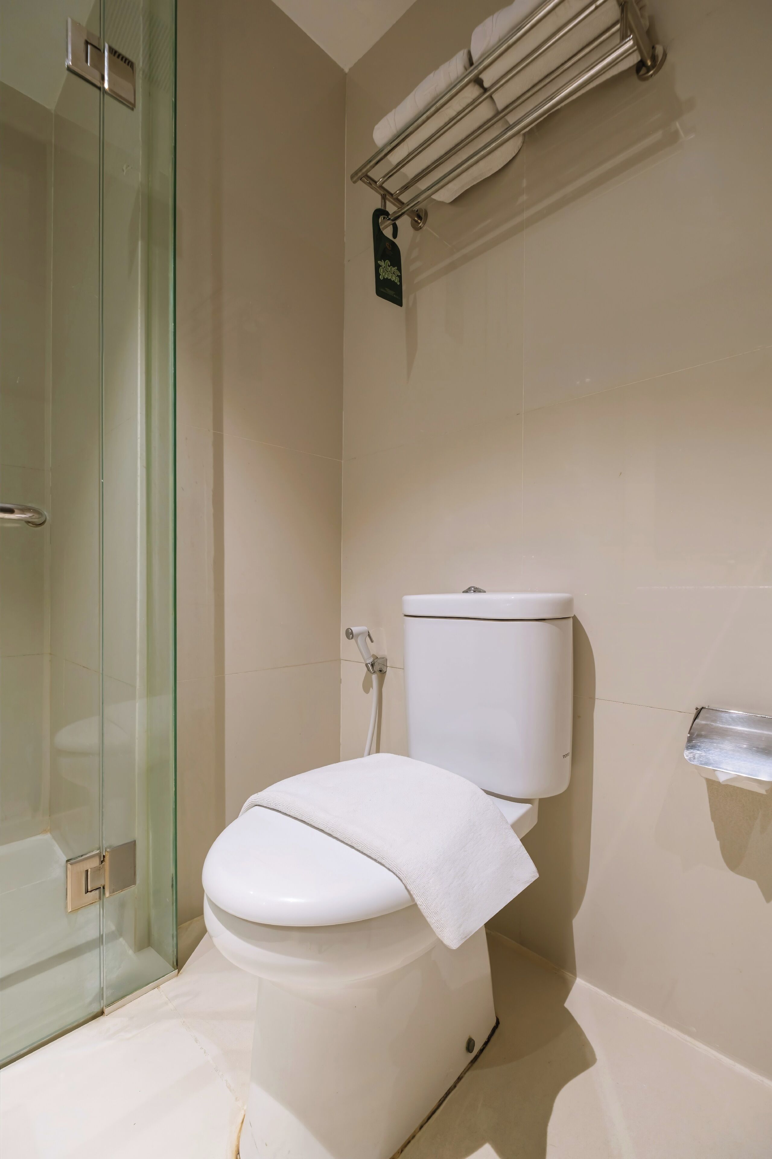 shower, free toiletries, hair dryer, slippers