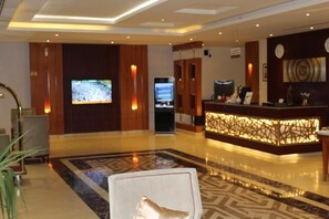 Lobby - Pestana Hotel & Suites 1 (Riyadh)