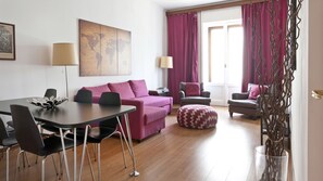 公寓 (1 Bedroom) | 客廳 | 平面電視