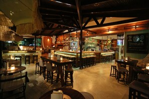 Bar (in der Unterkunft)