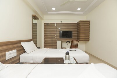 Hotel Midtown Andheri