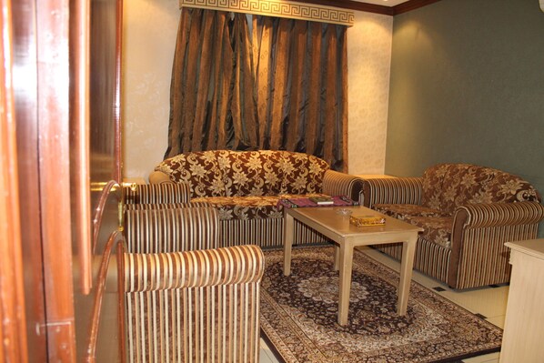 Living room - Makarem Najed 2 (Riyadh)