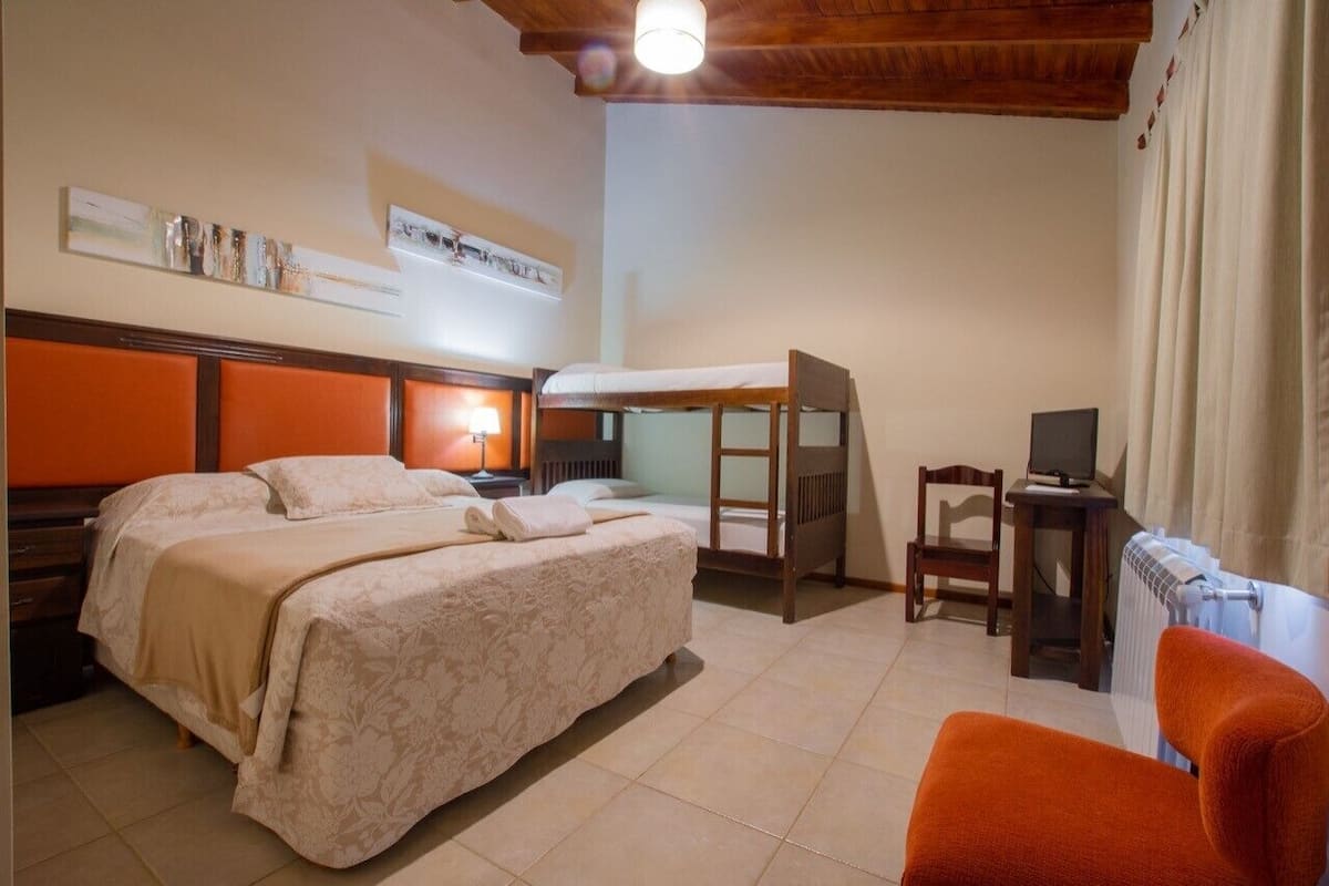 Basic Triple Room | Free WiFi