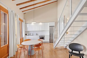 Penthouse, Terrasse, Stadtblick | Hochwertige Bettwaren, Zimmersafe, Schreibtisch, Verdunkelungsvorhänge