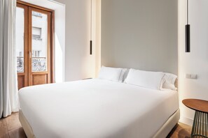 Penthouse, Terrace, City View | Premium bedding, in-room safe, desk, blackout drapes