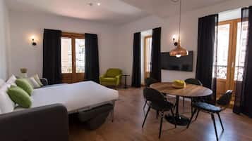 Leilighet – standard | Sengetøy av topp kvalitet, safe på rommet og skrivebord