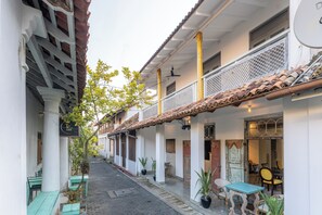 Mặt tiền nơi lưu trú