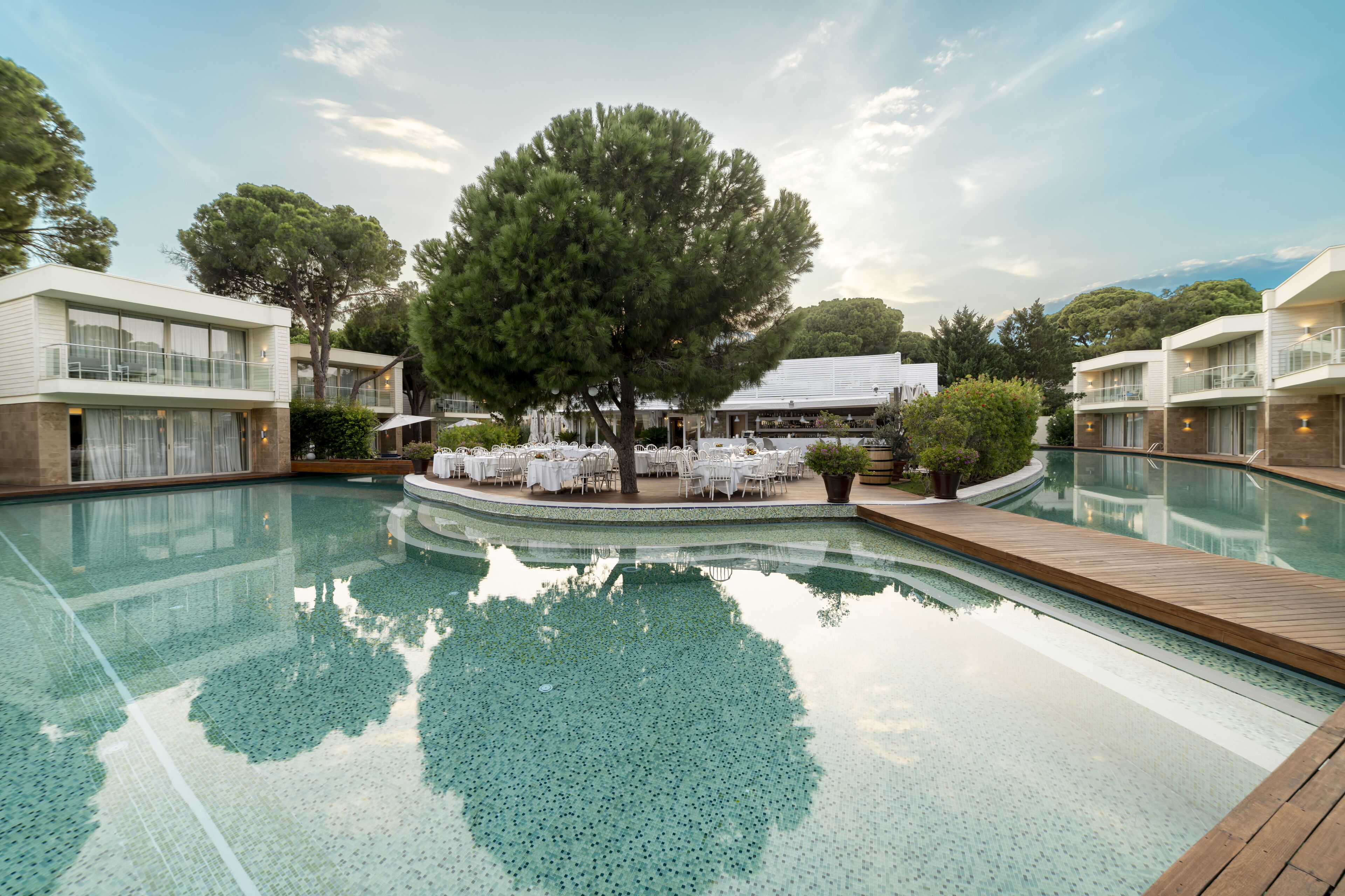 المنشأة من الخارج