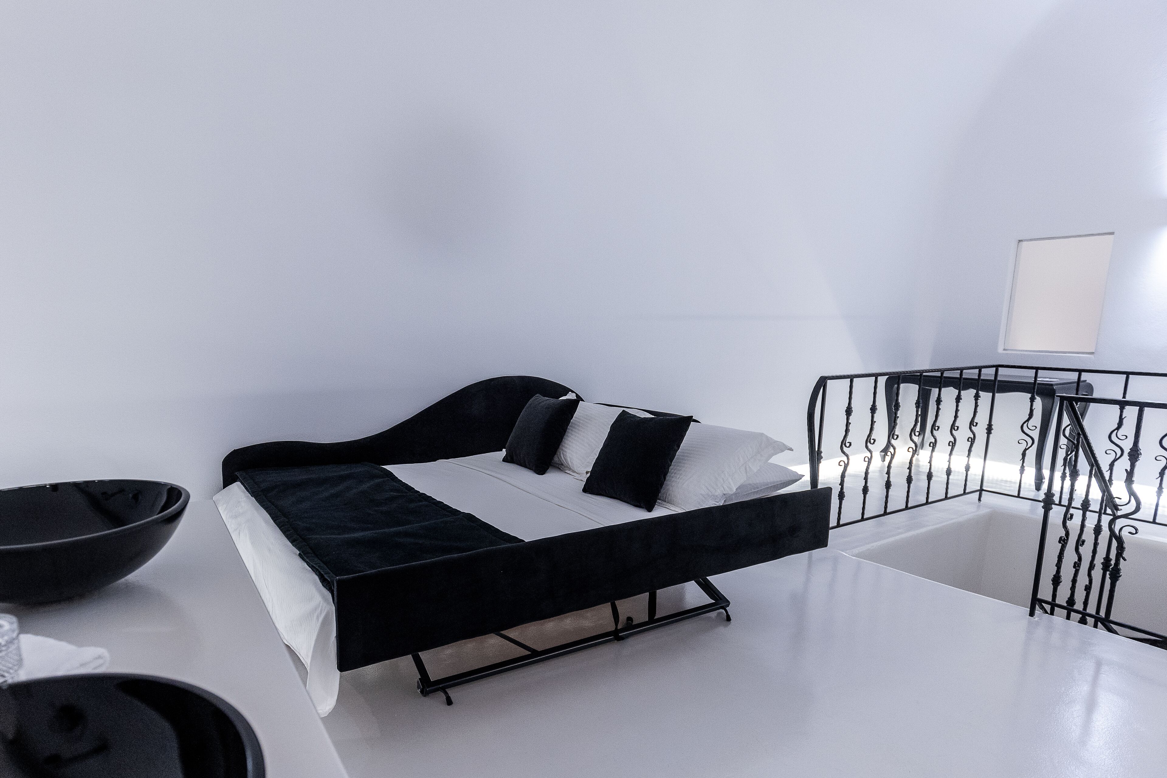 Photo - Opera Mansion Santorini