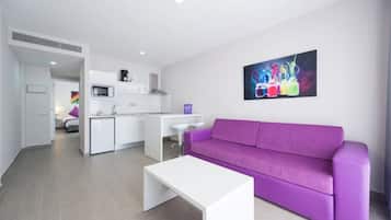 Apartment, 1 Bedroom, Pool View | Private kitchen | Full-sized fridge, microwave, stovetop, coffee/tea maker