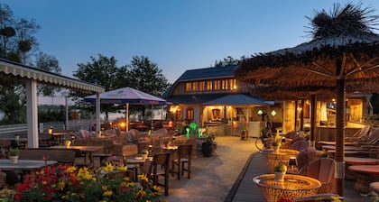 Wellnesshotel SeeschlöĂchen