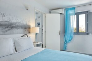Villa | 1 bedroom, Egyptian cotton sheets, premium bedding, in-room safe - Villa Dakoronia (Santorini)