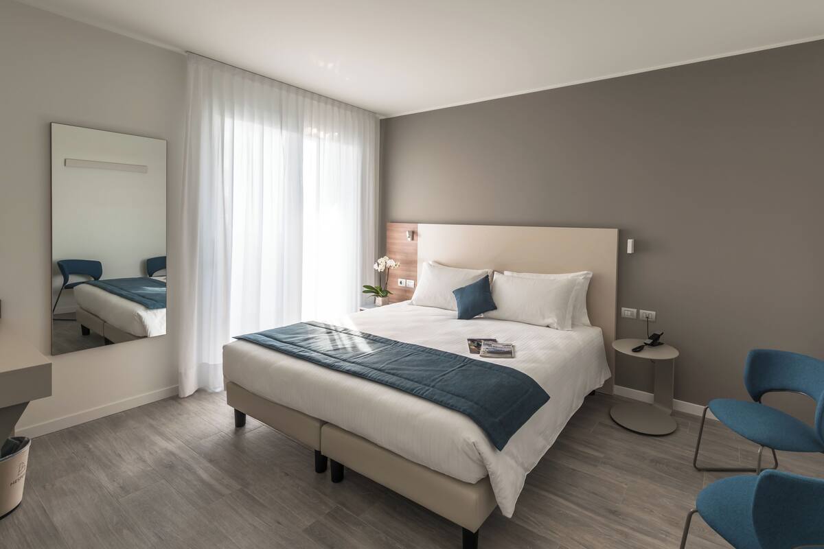 Biancheria da letto di alta qualità, copriletto in piuma