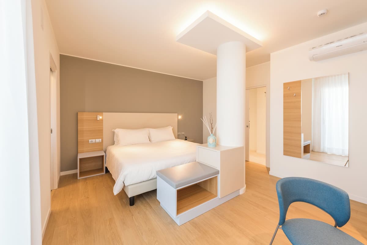 Appartamento City, 2 camere da letto, terrazzo, vista città | Biancheria da letto di alta qualità, copriletto in piuma