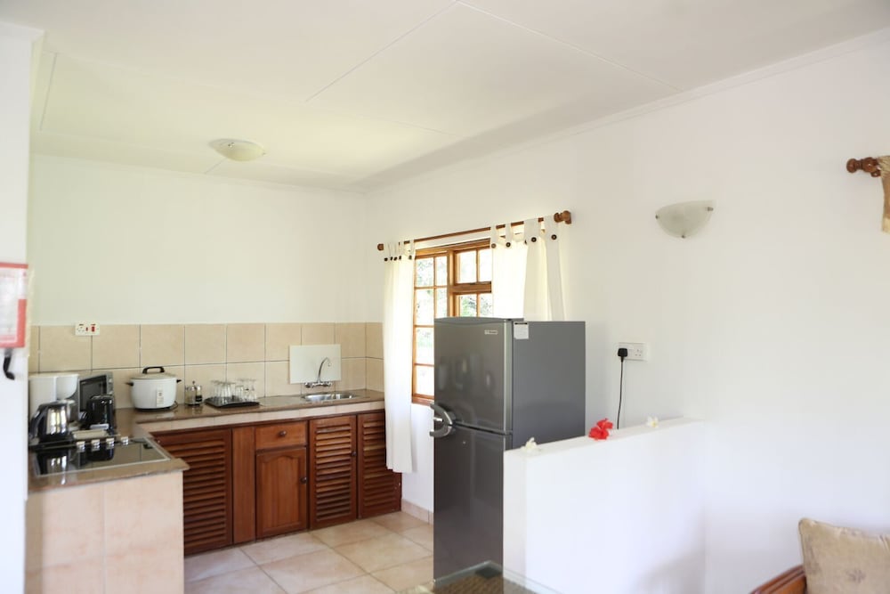 Le Sur Mer Chalets by null