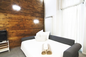 Apartment, 1 Bedroom | 1 bedroom, iron/ironing board, free cribs/infant beds, free WiFi