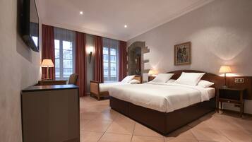 1 habitación, minibar, caja de seguridad en la habitación y escritorio